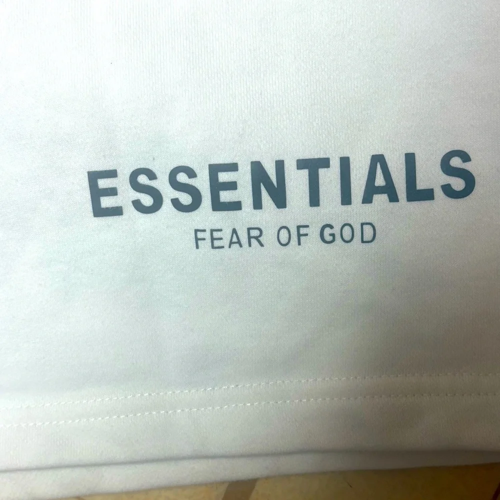 Fear of God Essentials Athletic Shorts - Picture 3 of 4